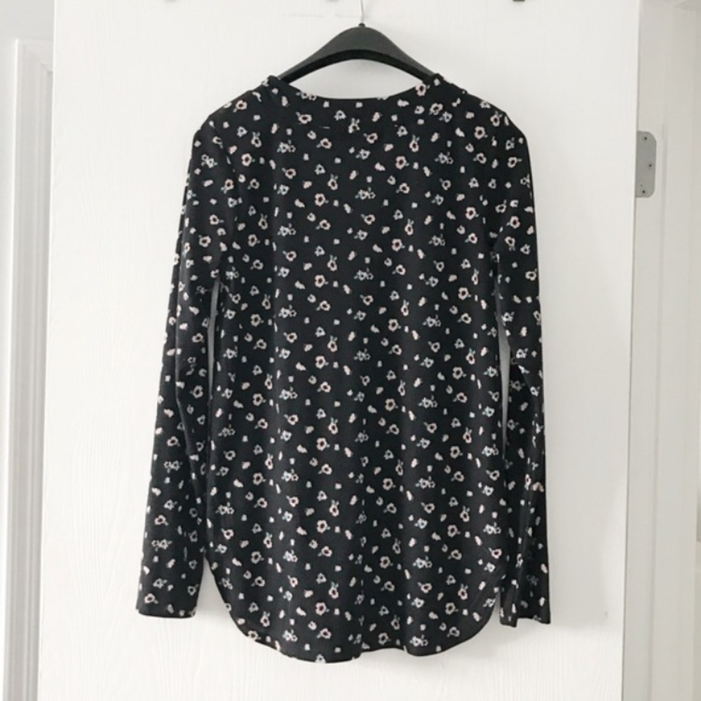 ModCloth • Black and Blush Floral Top